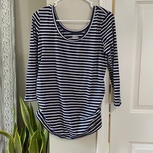 Maternity long sleeved fitted tee